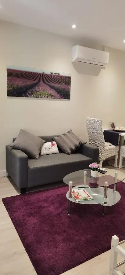 Apartment Barcelona, Apartamento De 2 Habitaciones. L'Hospitalet de Llobregat